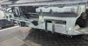 TRAITEMENT ANTIROUILLE LANOLINE A TROIS-RIVIÈRES SUR CHEVROLET SILVERADO EV (4WT) 2024. STRUCTURE BUMBER ARRIÈRE ET HITCH.